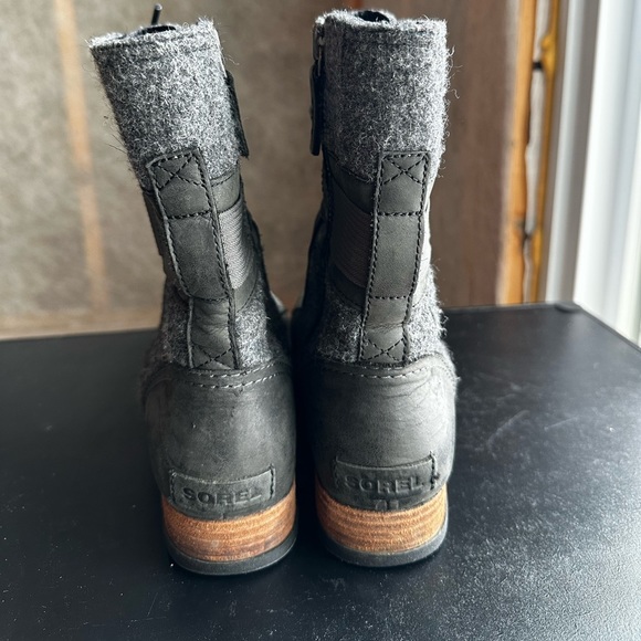 Sorel Major Carly Zip Lace Boot Womens size 8.5 black & Grey - Picture 2 of 11